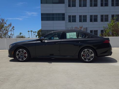 New 2026 BMW 530i w/ M Sport Package RWD image 7