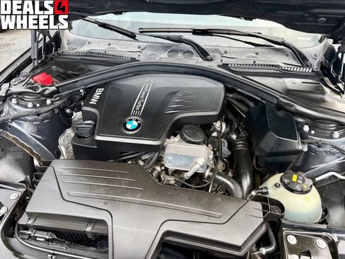 Used 2016 BMW 328i xDrive Sedan AWD/4WD image 6
