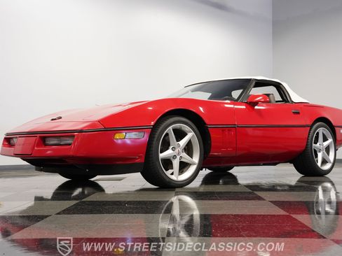 Used 1989 Chevrolet Corvette Convertible image 21