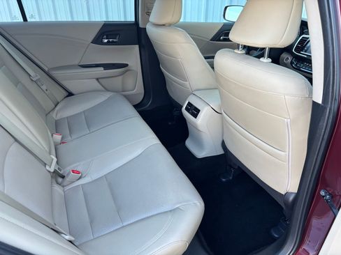 Used 2016 Honda Accord EX-L image 32
