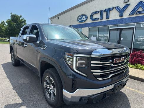 Used 2026 GMC Sierra 1500 SLT AWD/4WD image 2