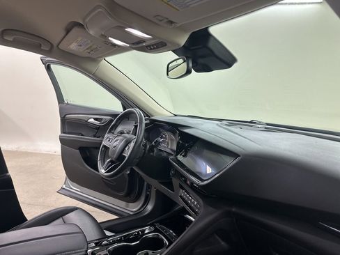 Used 2022 Buick Envision Essence w/ Safety Package image 20