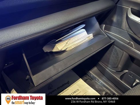 Used 2026 Toyota Sienna Limited AWD/4WD image 32