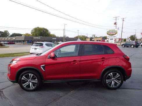 Used 2020 Mitsubishi Outlander Sport SE image 11