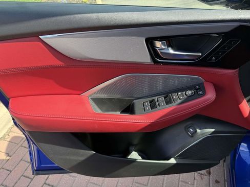 Used 2023 Acura MDX A-Spec image 10