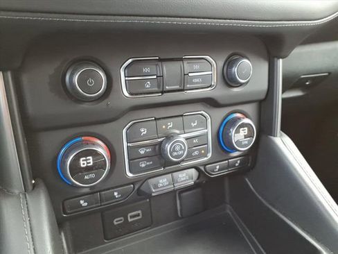 Used 2024 Chevrolet Tahoe LT image 20