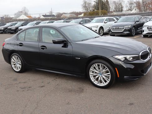 Used 2023 BMW 330e w/ Premium Package image 3