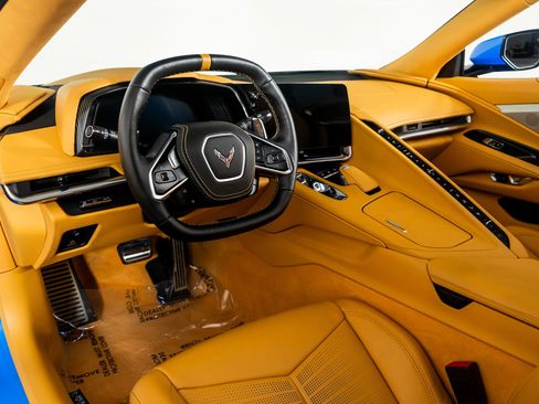 Used 2020 Chevrolet Corvette Stingray Premium Cpe w/ 3LT Preferred Equipment Group RWD image 2