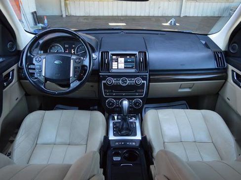 Used 2013 Land Rover LR2 HSE AWD/4WD image 53