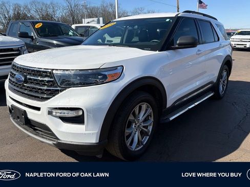 Used 2020 Ford Explorer XLT w/ Equipment Group 202A image 1