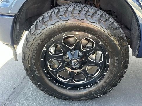 Used 2019 Ford F150 Platinum w/ Equipment Group 701A Luxury AWD/4WD image 33