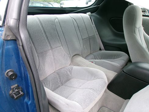 Used 1996 Chevrolet Camaro RS image 12