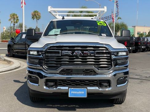 New 2025 RAM 2500 Tradesman w/ Chrome Appearance Group image 8