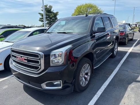 Used 2017 GMC Yukon SLT w/ Open Road Package AWD/4WD image 3