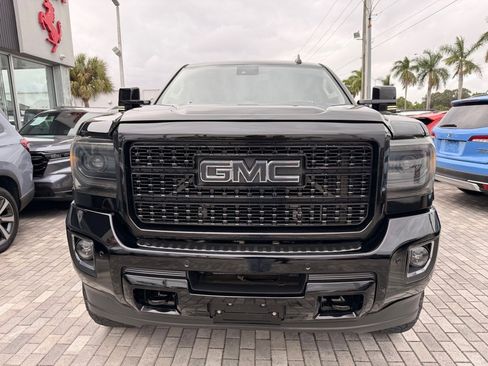 Used 2015 GMC Sierra 2500 Denali w/ Duramax Plus Package image 2