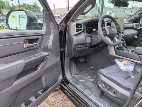 New 2026 Toyota Sequoia Platinum AWD/4WD image 10