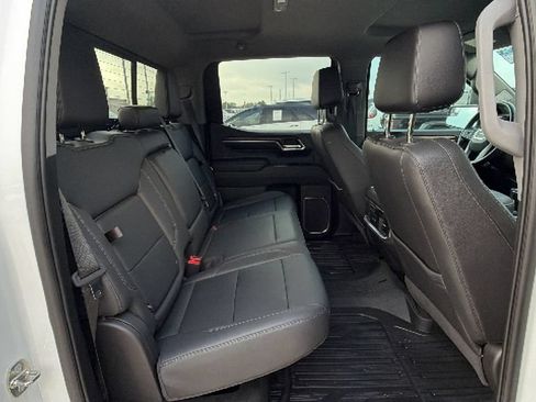 Used 2023 GMC Sierra 1500 SLT w/ SLT Premium Package AWD/4WD image 29