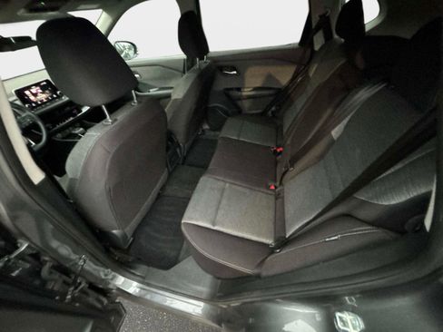 Certified 2023 Nissan Rogue SV image 11