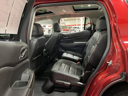 Used 2023 GMC Acadia Denali w/ Denali Ultimate Package image 14