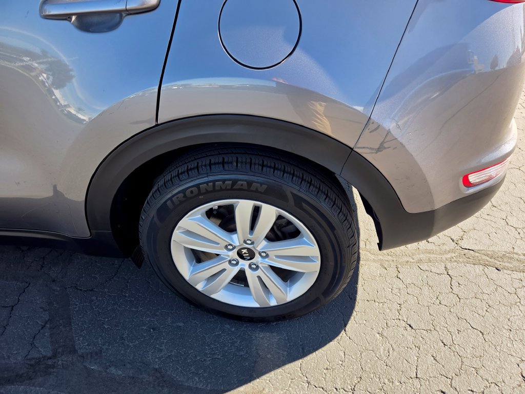 Used 2019 Kia Sportage LX AWD/4WD image 12