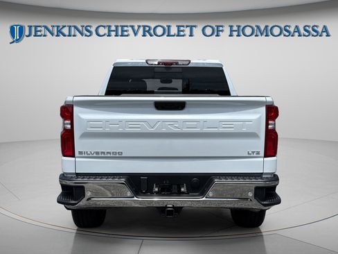 New 2026 Chevrolet Silverado 1500 LTZ w/ LTZ Premium Package AWD/4WD image 5