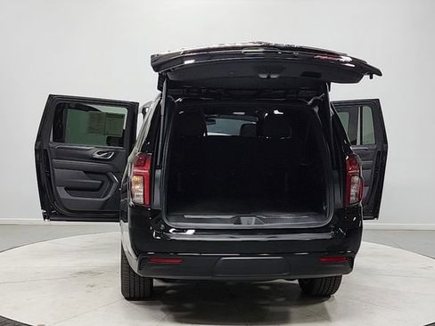 Used 2024 Chevrolet Suburban RST image 14