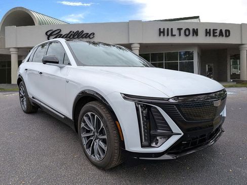 New 2026 Cadillac Lyriq Sport image 8