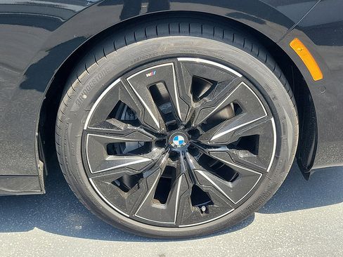 New 2026 BMW 740i xDrive AWD/4WD image 5