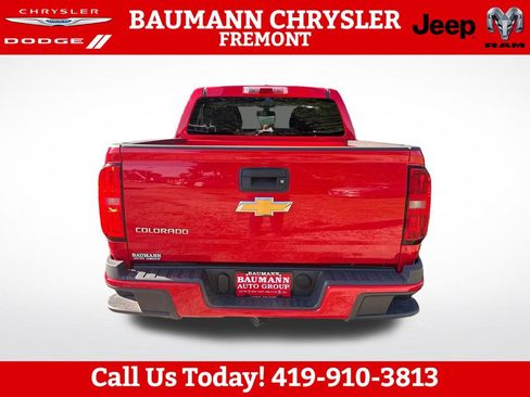 Used 2017 Chevrolet Colorado W/T w/ WT Convenience Package RWD image 5