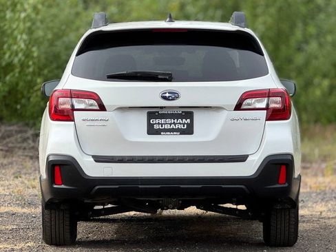 Used 2019 Subaru Outback 2.5i Premium AWD/4WD image 6