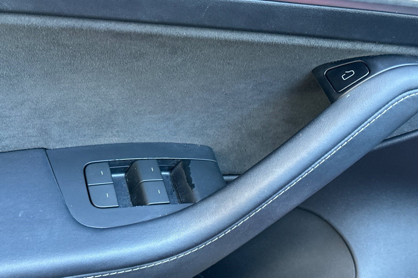 Used 2023 Tesla Model 3 Standard Range RWD image 14