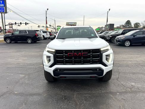 Used 2023 GMC Canyon AT4 w/ AT4 Premium Package image 3