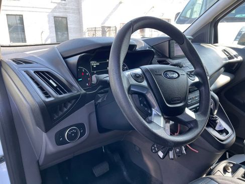 Used 2022 Ford Transit Connect XL FWD image 18