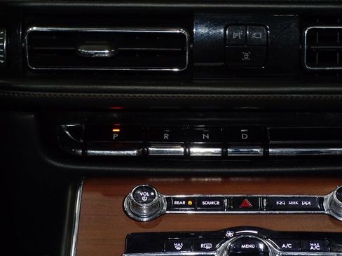 Used 2020 Lincoln Aviator Reserve w/ Equipment Group 202A image 30