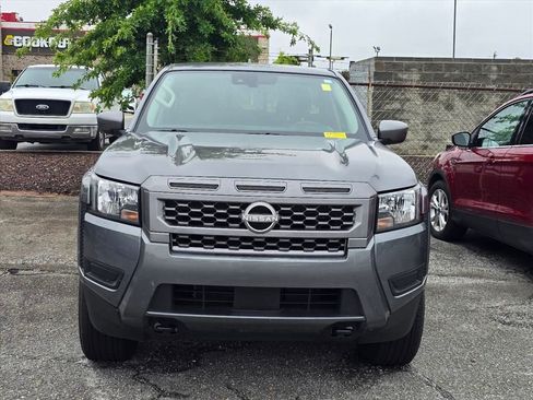 Used 2025 Nissan Frontier SV AWD/4WD image 8