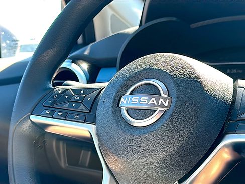 New 2025 Nissan Versa SV w/ Trunk Package image 20