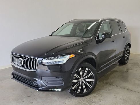 Used 2023 Volvo XC90 B5 Core AWD/4WD image 34