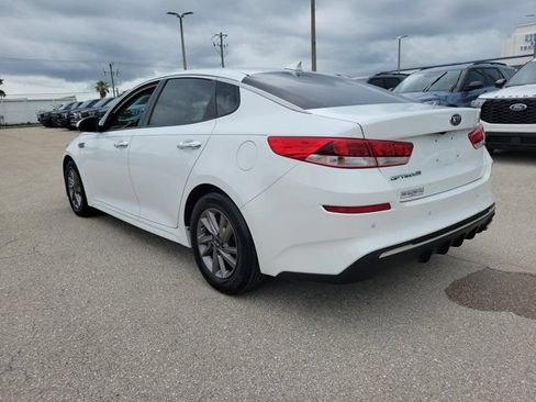 Used 2020 Kia Optima LX FWD image 4