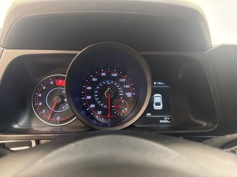 Used 2023 Hyundai Elantra SEL FWD image 12