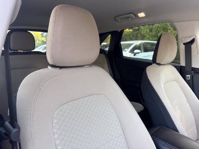 Used 2022 Ford Escape SE w/ Convenience Package AWD/4WD image 24