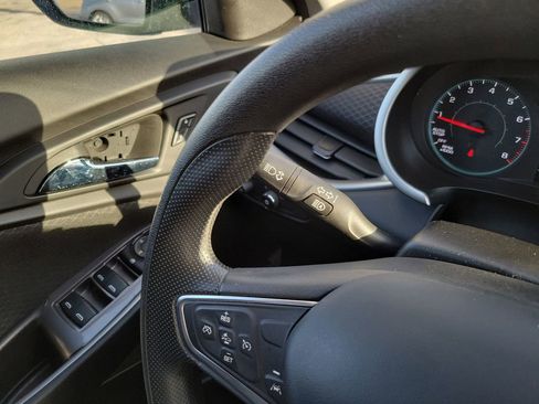 Used 2024 Chevrolet Malibu LT image 25