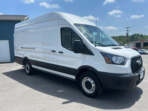 Used 2025 Ford Transit 250 148 High Roof Extended w/ Load Area Protection Package RWD image 7