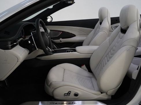 New 2026 Maserati GranCabrio Modena image 15