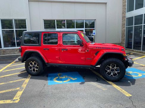 Used 2018 Jeep Wrangler Unlimited Rubicon AWD/4WD image 17