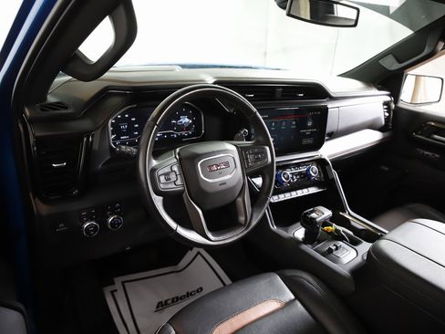 Used 2023 GMC Sierra 1500 AT4 w/ AT4 Premium Package image 11