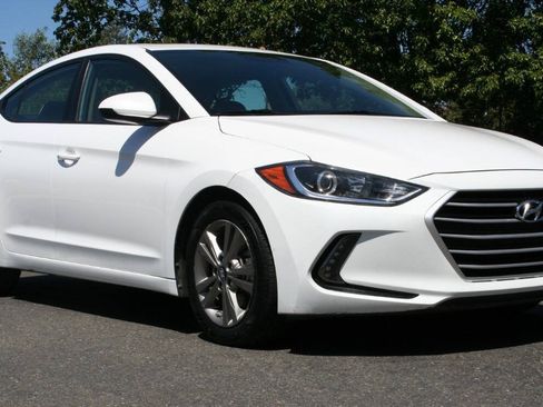 Used 2018 Hyundai Elantra Value Edition w/ Cargo Package FWD image 1