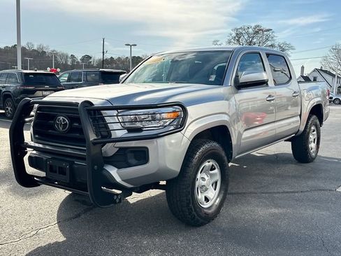 Used 2022 Toyota Tacoma SR image 7