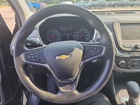 Used 2024 Chevrolet Equinox LS FWD image 13