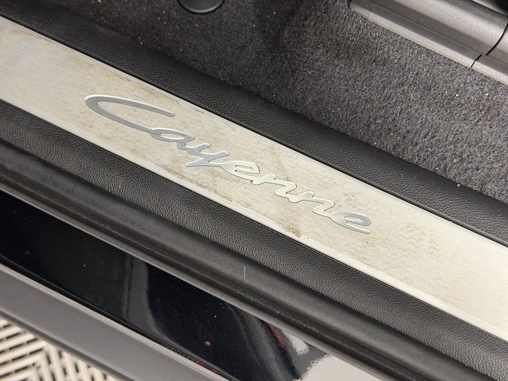 Certified 2026 Porsche Cayenne Coupe AWD/4WD image 27