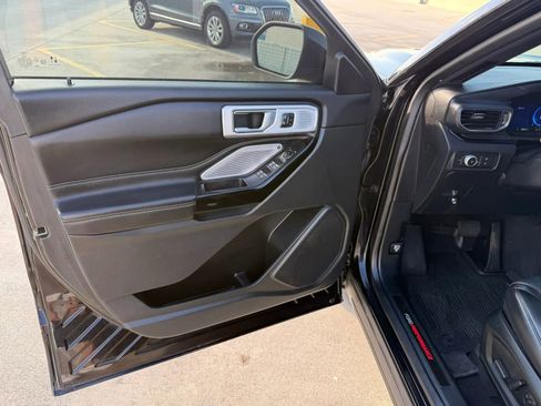 Used 2021 Ford Explorer ST w/ Equipment Group 401A image 16